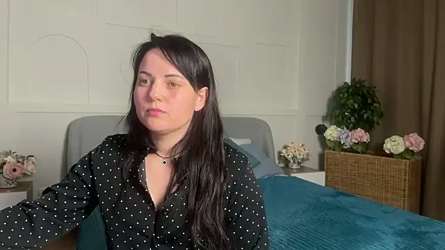  SilkyShadow  online show from 25, 3, 2026