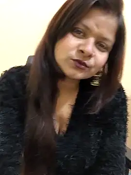 Attractive Queen  online show from 8, 1, 2026