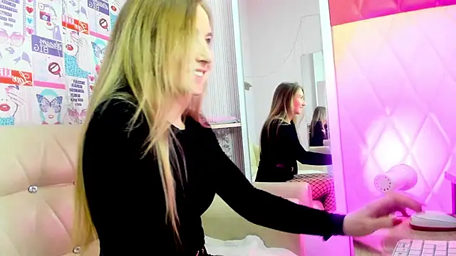 Lana Heels online show from 12, 1, 2026