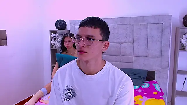 Sophi and Jack online show from 18, 2, 2026