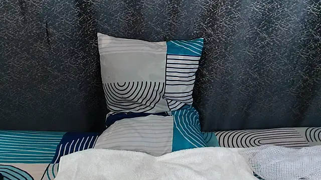 Amanda April online show from 8, 3, 2026