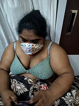 Snapshot of misammahyd chatting on 10, 7, 2026 misammahyd online show from 10, 7, 2026