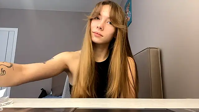 Snapshot of LindyUnderkoffler chatting on 3, 2, 2026 LindyUnderkoffler online show from 3, 2, 2026