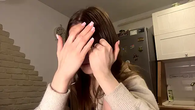 ElsieKuhlmann online show from 4, 2, 2026