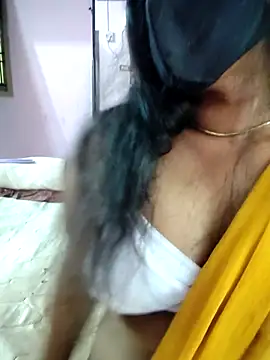 Snapshot of suma_telugu1 chatting on 8, 5, 2026 suma telugu1 online show from 8, 5, 2026