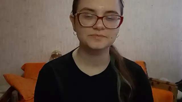 Snapshot of Miyabeee chatting on 6, 2, 2026 Miyabeee online show from 6, 2, 2026