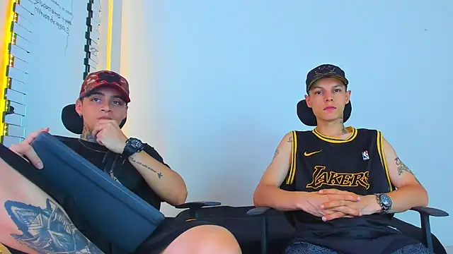 Snapshot of Thomas-Wil chatting on 5, 2, 2026 Thomas-Wil online show from 5, 2, 2026