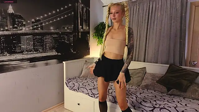 LanaReals online show from 15, 1, 2026