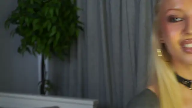 LanaReals online show from 5, 3, 2026