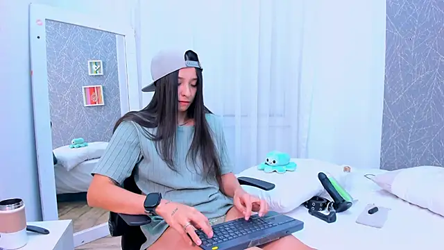 ViictoriiaSaenz online show from 25, 3, 2026