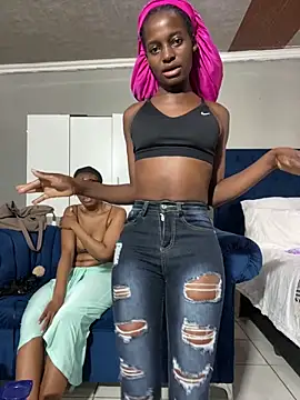 CreamyCupCake 96 online show from 14, 4, 2026