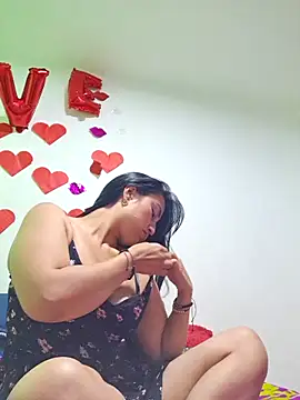 LunaRouuse  online show from 18, 2, 2026