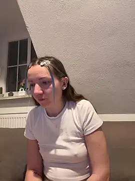 Marina und Jayden online show from 4, 4, 2026