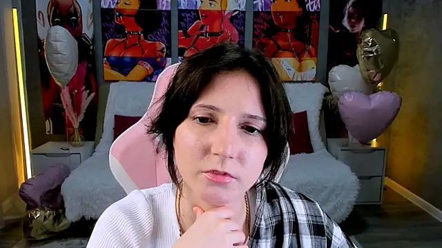 Snapshot of KikaOsterman chatting on 1, 3, 2026 KikaOsterman online show from 1, 3, 2026