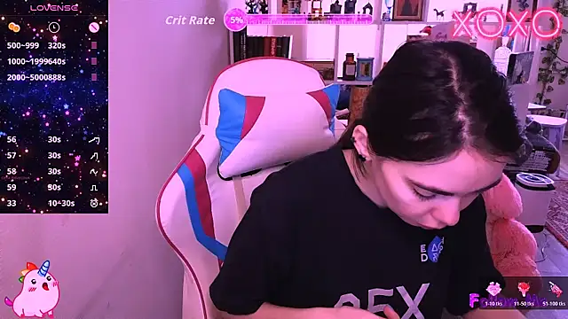 Snapshot of SiaCutie chatting on 8, 2, 2026 SiaCutie online show from 8, 2, 2026