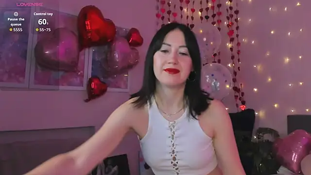 Snapshot of Amily_Warren chatting on 18, 2, 2026 Amily Warren online show from 18, 2, 2026