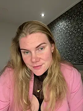 SexyBlondJoanna online show from 21, 2, 2026