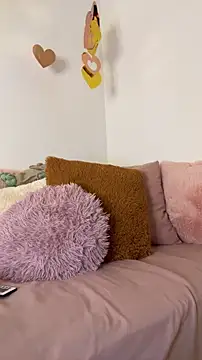 Snapshot of GiannaMagari chatting on 4, 2, 2026 GiannaMagari online show from 4, 2, 2026