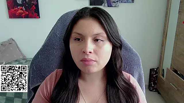 yessica gomez01 online show from 18, 3, 2026