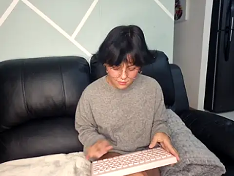 Yumicoco  online show from 5, 2, 2026