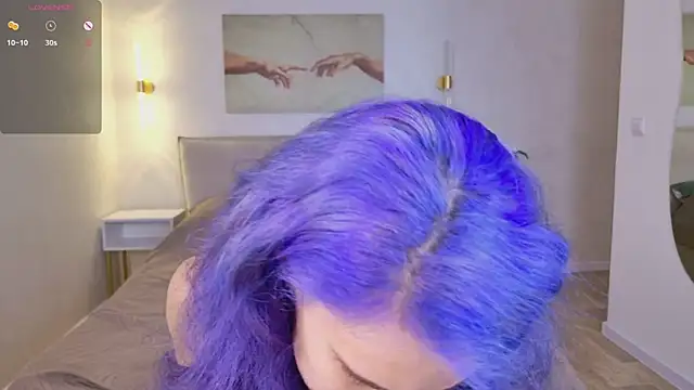 AuraLaunni online show from 1, 3, 2026