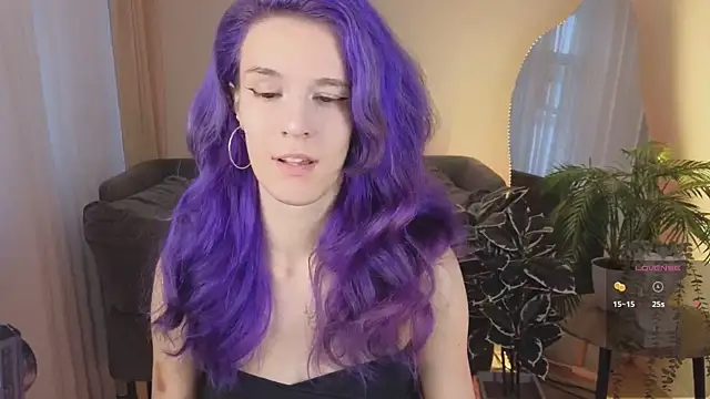 Snapshot of AuraLaunni chatting on 24, 7, 2026 AuraLaunni online show from 24, 7, 2026