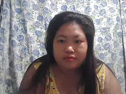 Snapshot of pinay_rose14 chatting on 19, 4, 2026 pinay rose14 online show from 19, 4, 2026