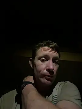 Snapshot of hoochiecoochie68 chatting on 20, 6, 2026 hoochiecoochie68 online show from 20, 6, 2026