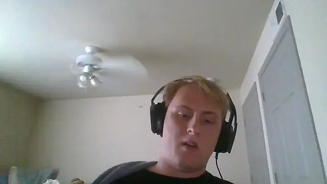 Snapshot of dsommers23 chatting on 21, 7, 2026 dsommers23 online show from 21, 7, 2026