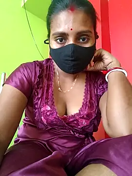 Snapshot of arushi_bb chatting on 11, 4, 2026 arushi bb online show from 11, 4, 2026