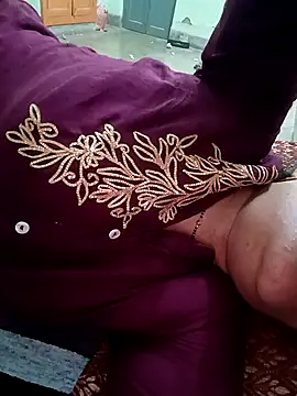 Snapshot of Zaara101 chatting on 24, 3, 2026 Zaara101 online show from 24, 3, 2026