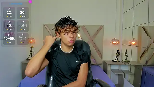 Anyelo Twink online show from 6, 6, 2026
