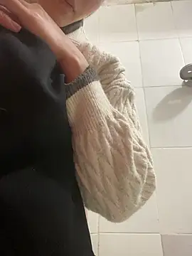 Juhi-beo online show from 7, 2, 2026