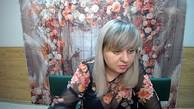 VeronicaSvitt online show from 4, 2, 2026