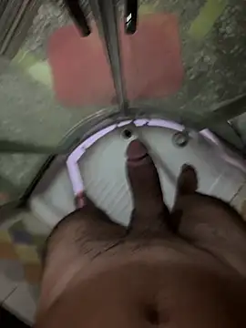 Snapshot of aminebigdick chatting on 7, 8, 2026 aminebigdick online show from 7, 8, 2026