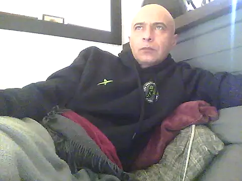 Snapshot of dogfrota chatting on 2, 6, 2026 dogfrota online show from 2, 6, 2026