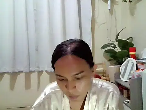 LOVELYMAYUMIE online show from 21, 7, 2026