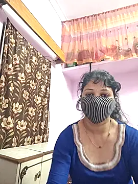 Priyaji7575 online show from 9, 2, 2026