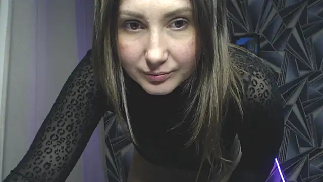 NikkiKiss    online show from 31, 3, 2026