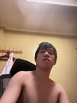 Snapshot of asian_guy67 chatting on 7, 6, 2026 asian guy67 online show from 7, 6, 2026