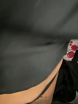 Miss CurvesXXX online show from 13, 3, 2026