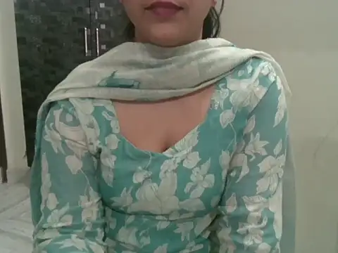 Snapshot of Adaa7 chatting on 8, 5, 2026 Adaa7 online show from 8, 5, 2026