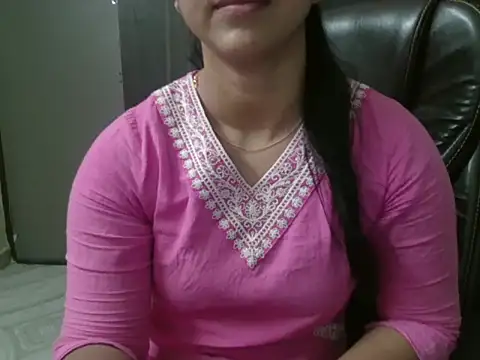 Snapshot of Adaa7 chatting on 10, 5, 2026 Adaa7 online show from 10, 5, 2026