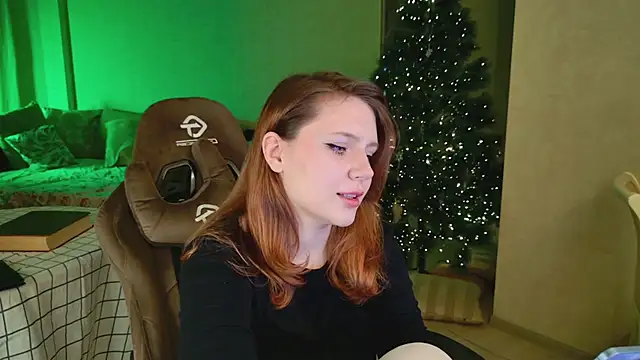 YouHoldMe online show from 15, 2, 2026