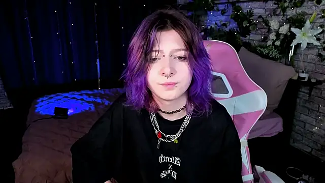 Ashley Veil online show from 28, 7, 2026
