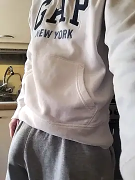 Snapshot of richgood49 chatting on 14, 2, 2026 richgood49 online show from 14, 2, 2026