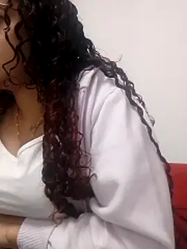 curlyheat online show from 30, 4, 2026