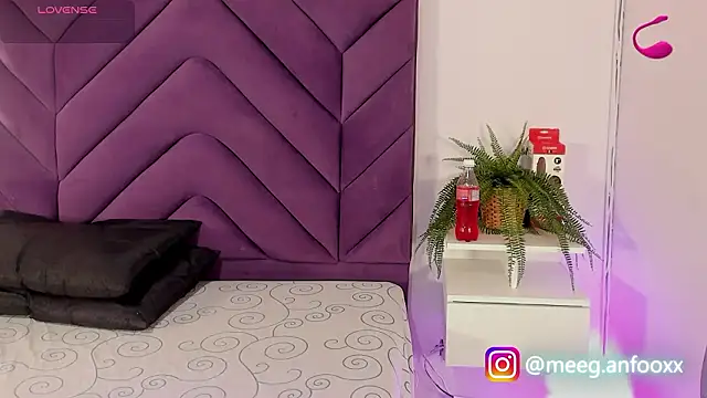 Meeganfoox online show from 12, 3, 2026