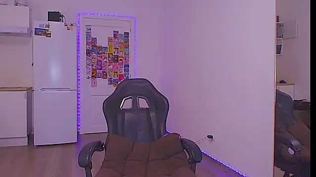 sailormoon666  online show from 6, 2, 2026