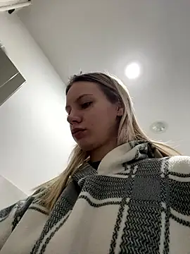 Snapshot of cherry25 chatting on 18, 1, 2026 cherry25 online show from 18, 1, 2026